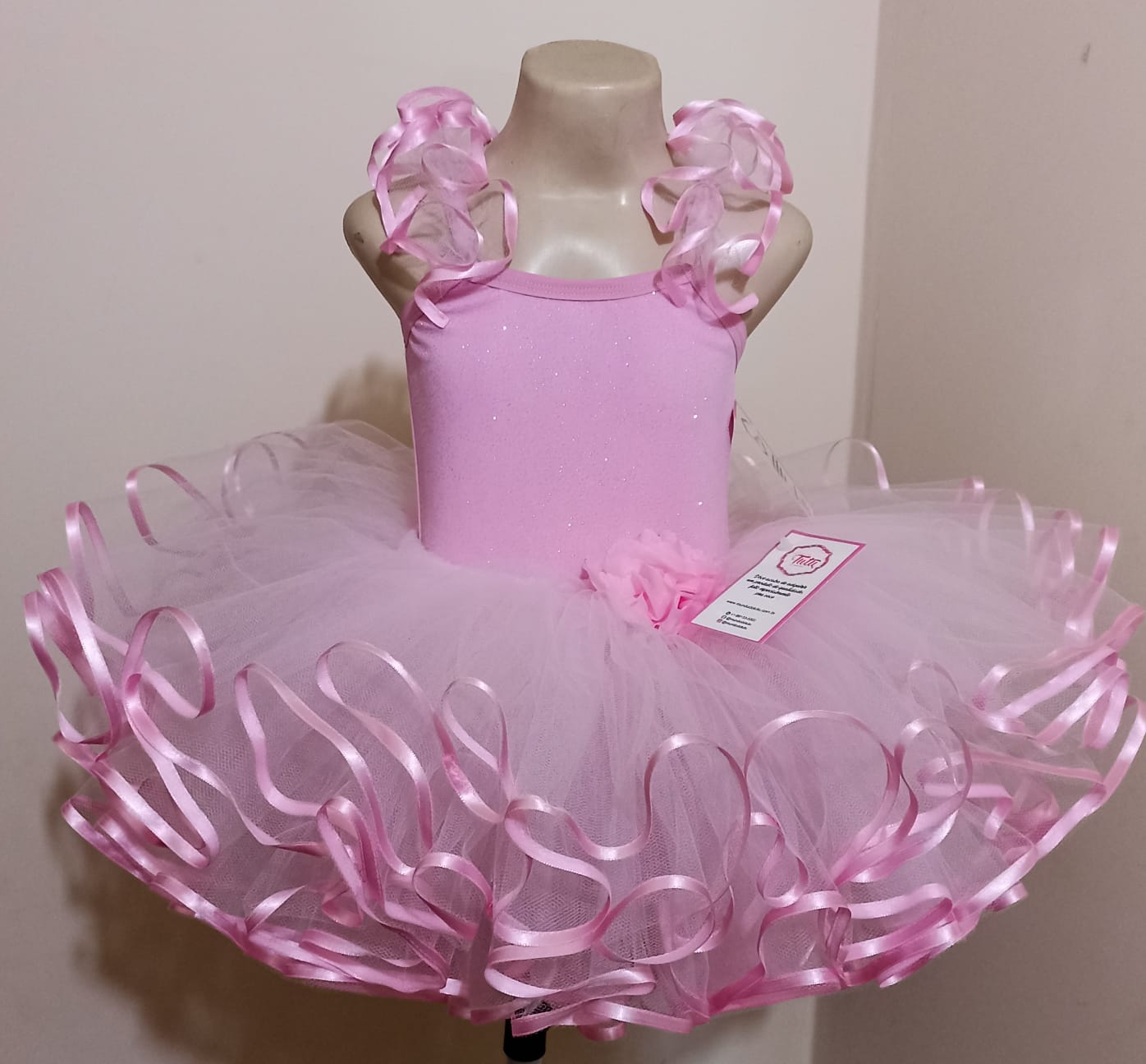 Modelo de tutu ensinado no curso